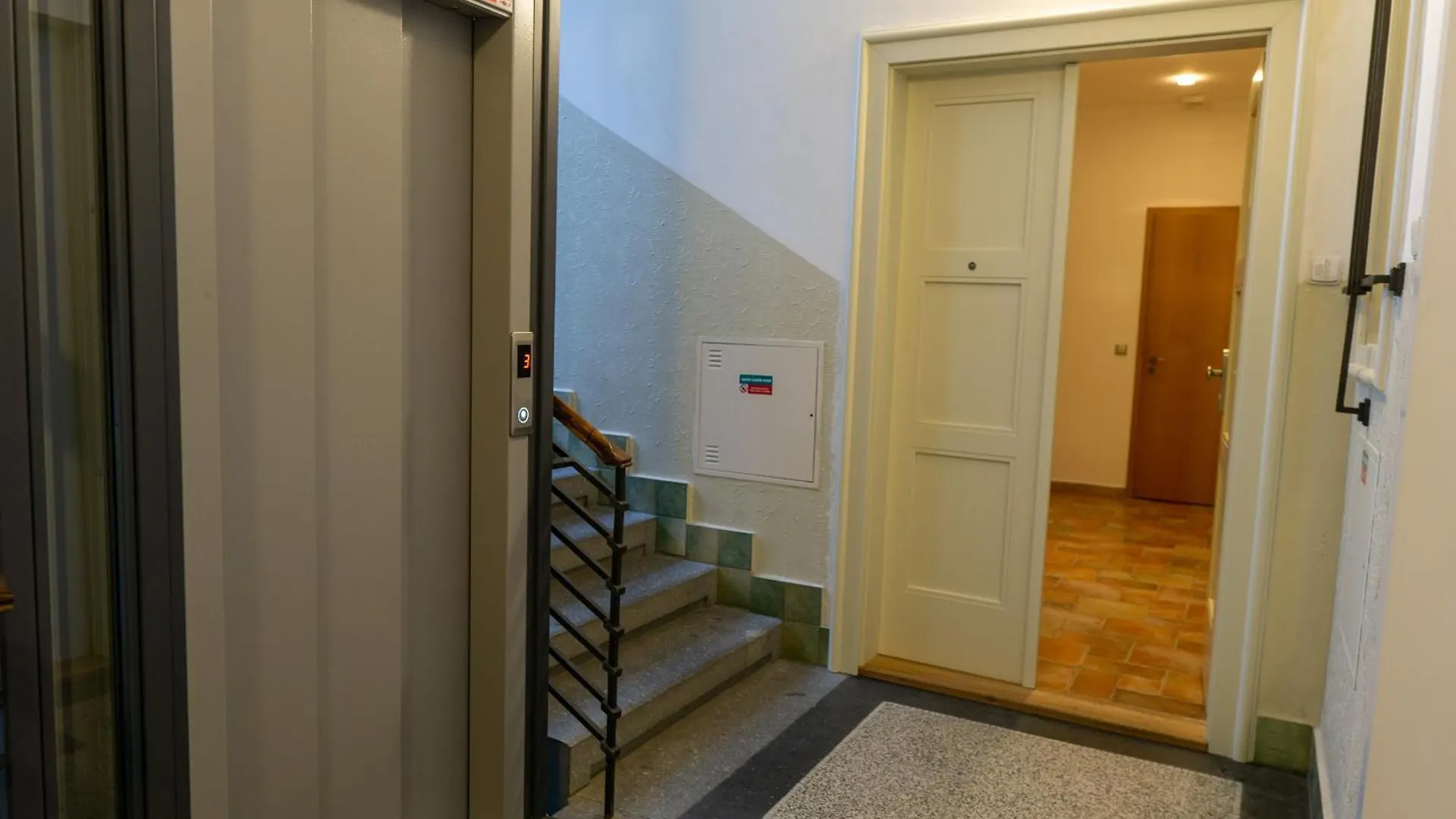 Katerina'S Apartments In Michalska - 3 Min From Old Town Square Prague Czech Republic