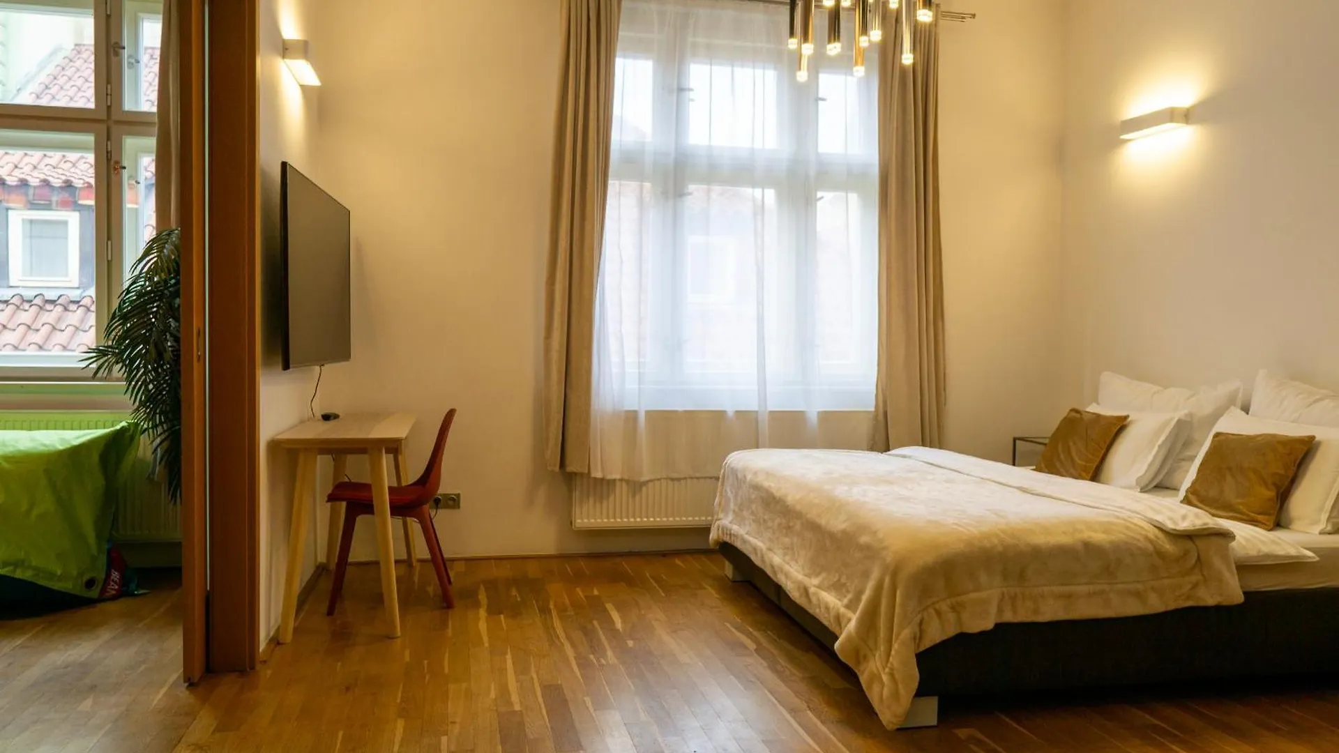 Katerina'S Apartments In Michalska - 3 Min From Old Town Square Prague